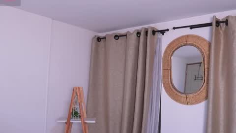 Valerie Style3 online show from November 24, 4:03 am