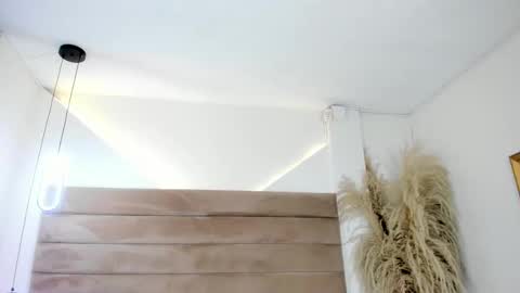 Snapshot of valeriediazx chatting on October 21, 12:31 pm valeri online show from October 21, 12:31 pm