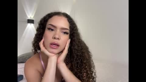 valeriesaint online show from February 10, 3:59 pm