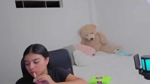 Juli C online show from March 17, 1:09 am