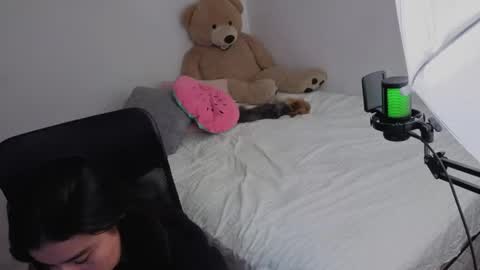 valerihouse_ online show from August 9, 2:41 am