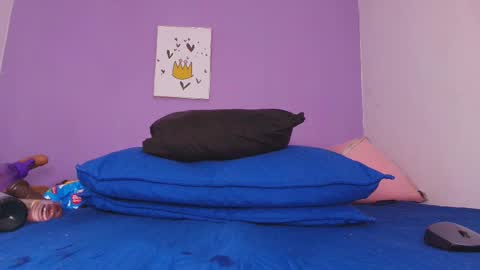 Valeryn online show from February 15, 3:09 am