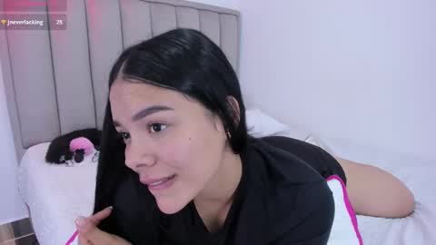 Cris  online show from February 22, 6:04 pm