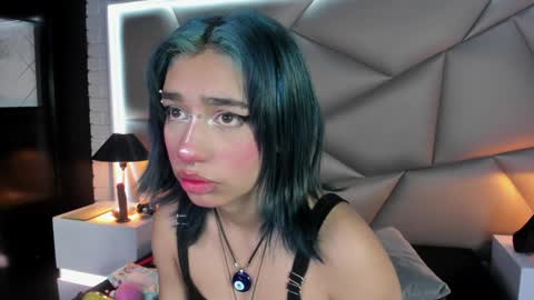 Valery Smith15s online show from January 28, 3:36 am