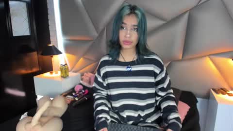 Valery Smith15s online show from March 7, 3:19 am