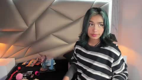 Valery Smith15s online show from March 8, 3:16 am