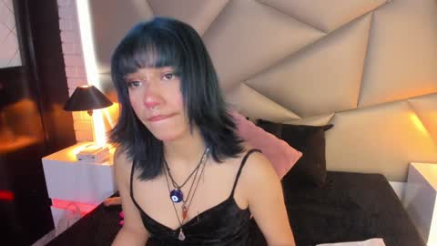 Valery Smith15s online show from January 12, 3:17 am