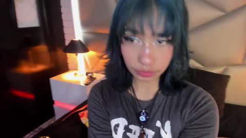 Valery Smith15s online show from January 16, 3:23 am