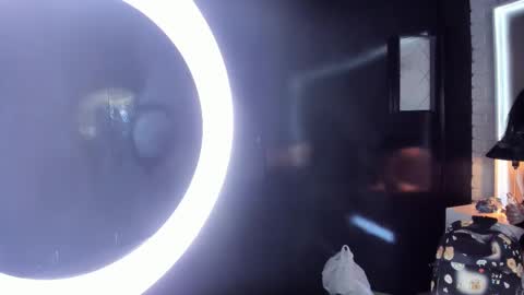 Valery Smith15s online show from February 22, 3:01 am