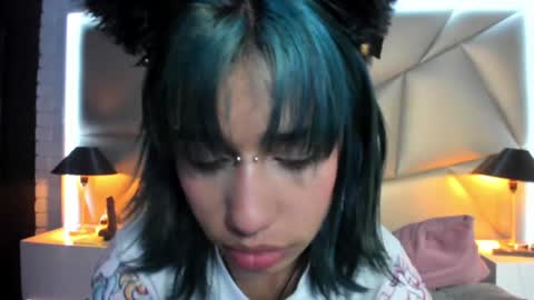 Valery Smith15s online show from February 6, 3:27 am