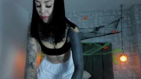 valerykat_ online show from October 28, 11:16 am