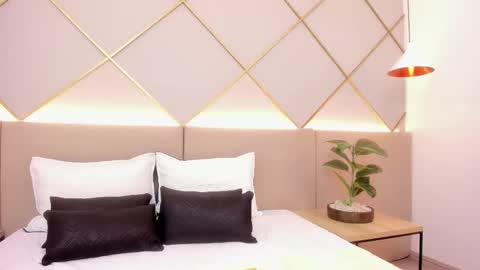 Sofia online show from February 22, 9:48 pm