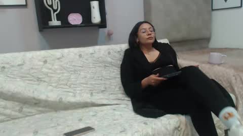 valevicious online show from February 22, 7:21 pm