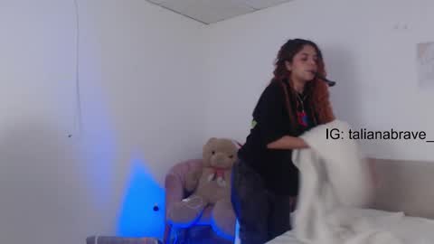 VALIENTE  online show from March 2, 4:18 am