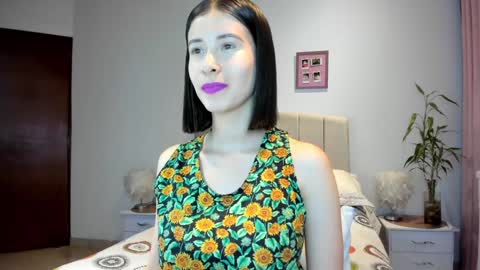 Macarena online show from December 18, 2:53 am