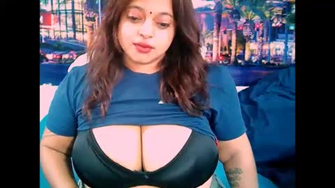 indianvalvet priya is back online show from January 29, 6:33 am
