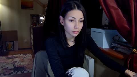 Snapshot of valorant_girl chatting on January 2, 2:35 pm Little Devil online show from January 2, 2:35 pm