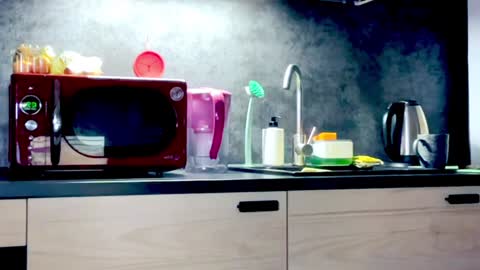 Snapshot of valorant_girl chatting on December 18, 3:33 pm Little Devil online show from December 18, 3:33 pm