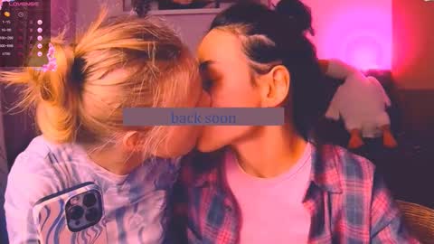 Snapshot of valorant_girl chatting on October 5, 6:02 pm Little Devil online show from October 5, 6:02 pm