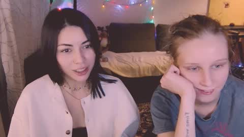 Snapshot of valorant_girl chatting on February 26, 9:39 pm Little Devil online show from February 26, 9:39 pm