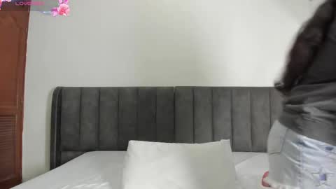 valtira nova online show from March 10, 3:34 am