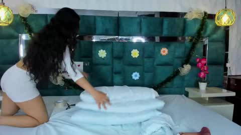 valtira nova online show from December 1, 8:22 pm