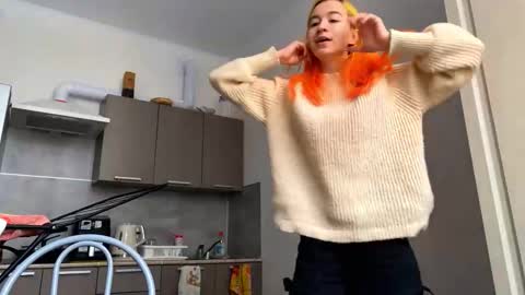 Emily online show from February 22, 6:47 am