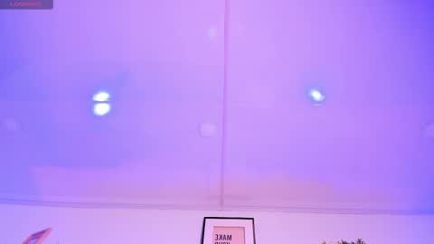 vamp  online show from October 20, 8:23 pm