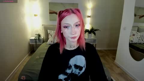 Leyla online show from May 29, 9:02 pm