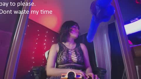 Vanelope online show from October 25, 9:43 pm