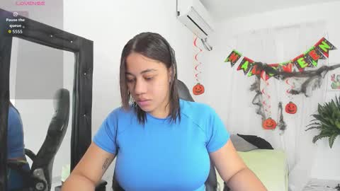 vanelope_smith online show from October 13, 11:40 pm