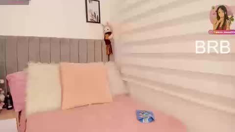 vanesa_moon_ online show from March 22, 12:16 am