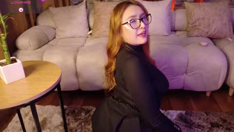 Vane  online show from November 12, 3:15 am