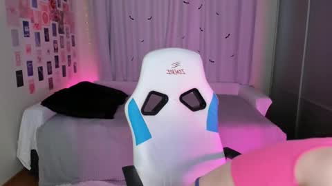 Vanessa online show from November 2, 5:33 am