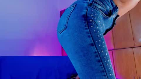 Vanessa online show from January 7, 5:49 pm