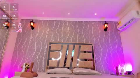    online show from March 24, 12:32 pm