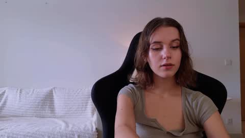 vanessa online show from December 22, 5:01 am