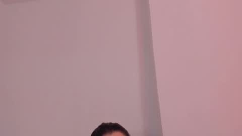 vanessajohnsonn online show from April 15, 1:28 am