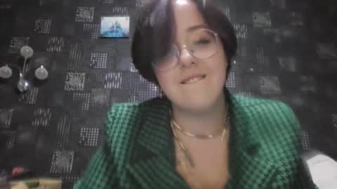 Snapshot of vanessashadow chatting on October 6, 4:12 pm vanessashadow online show from October 6, 4:12 pm
