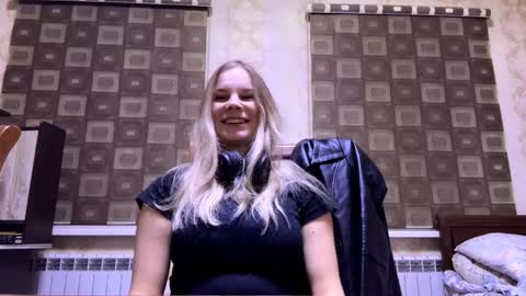 Saisa online show from November 12, 1:42 pm