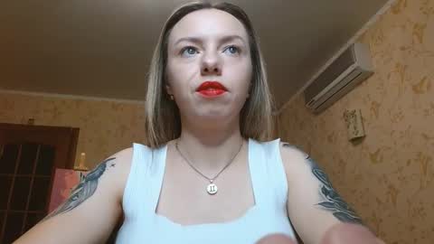 VanillaMuffin online show from November 20, 1:34 pm