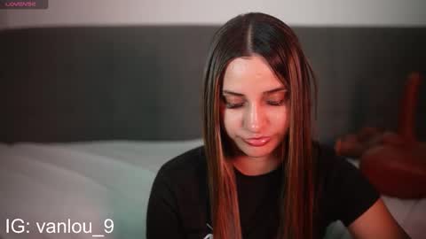 Vanilu online show from September 17, 11:47 pm