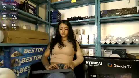 Vaythiare online show from June 10, 7:56 pm