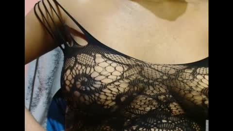 vee62 online show from March 28, 12:22 am