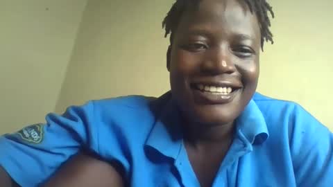 Vee tommy online show from December 25, 11:11 am