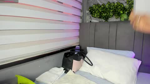 Isabella online show from October 6, 12:55 pm