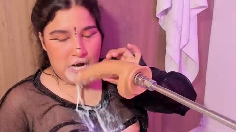 velvet_rosee_ online show from September 24, 1:32 pm