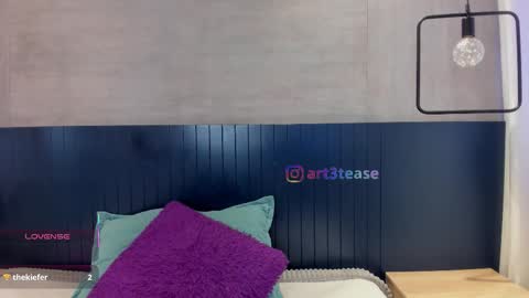 velvettease_ online show from November 27, 2:42 pm