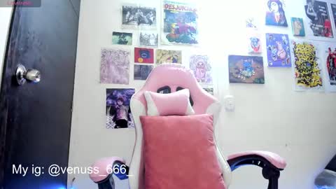 Snapshot of venussx_x chatting on October 3, 8:41 am   Venus  MY BDAY 29 SEPT online show from October 3, 8:41 am