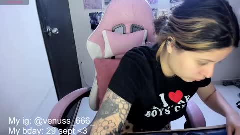 Snapshot of venussx_x chatting on September 29, 4:39 am   Venus  MY BDAY 29 SEPT online show from September 29, 4:39 am